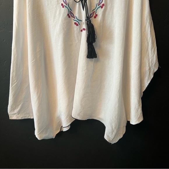 Bisou Bisou Boho over fit top tunic blouse Size: S Color: white/ black - Picture 3 of 12